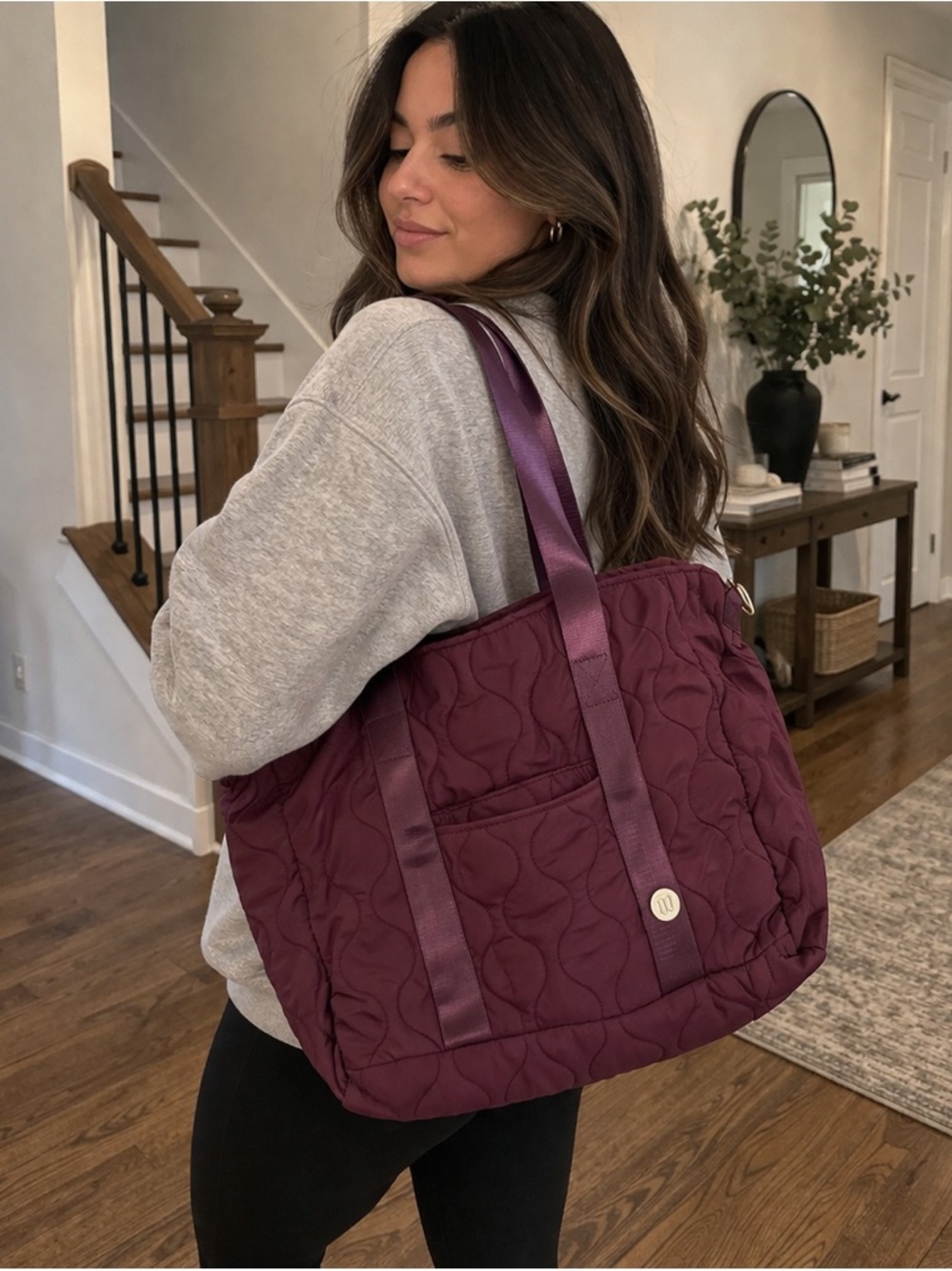 Wantable Quilted Wine Tote Bag with Shoulder Straps - Zipper Top NWT